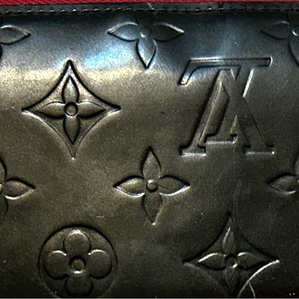 LV Rare Matte Vernis Monogram Long Wallet - Black and Bright Pink - FULL SET - Picture 7 of 16